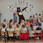 Wspólne zdjęcie z królikiem i misiem