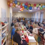 Dziadkowie przy stole