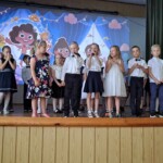 6-latki występują na scenie