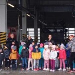 Oczekiwanie na pokaz gaśniczy