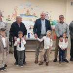 Dziadkowie z wnukami