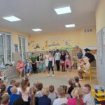 zdjęcie grupowe aktorów