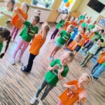 Wspólne zabawy Wiewiórek i Leśnych Duszków