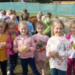 SONY DSC Zdjęcie grupy dziewczynek