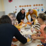 SONY DSC Praca nad lampionami